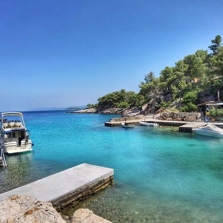 Holiday Hvar Vrbanj Kültér fotó
