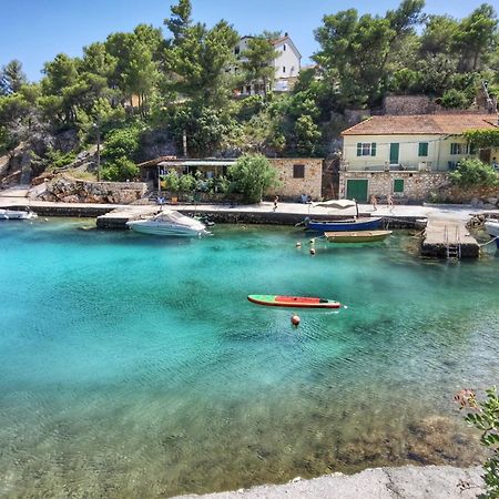 Holiday Hvar Vrbanj Kültér fotó