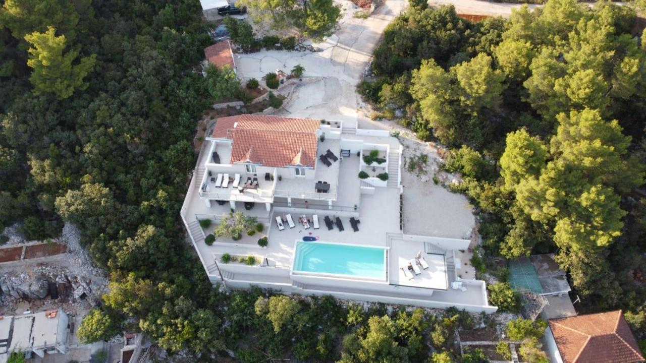 Holiday Hvar Vrbanj Kültér fotó