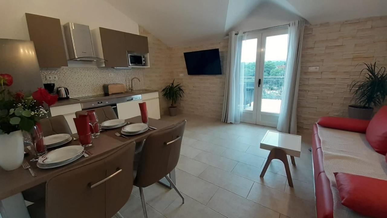 Holiday Hvar Vrbanj Kültér fotó