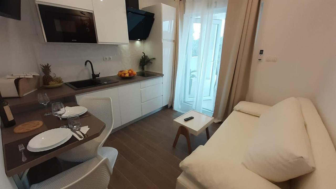 Holiday Hvar Vrbanj Kültér fotó