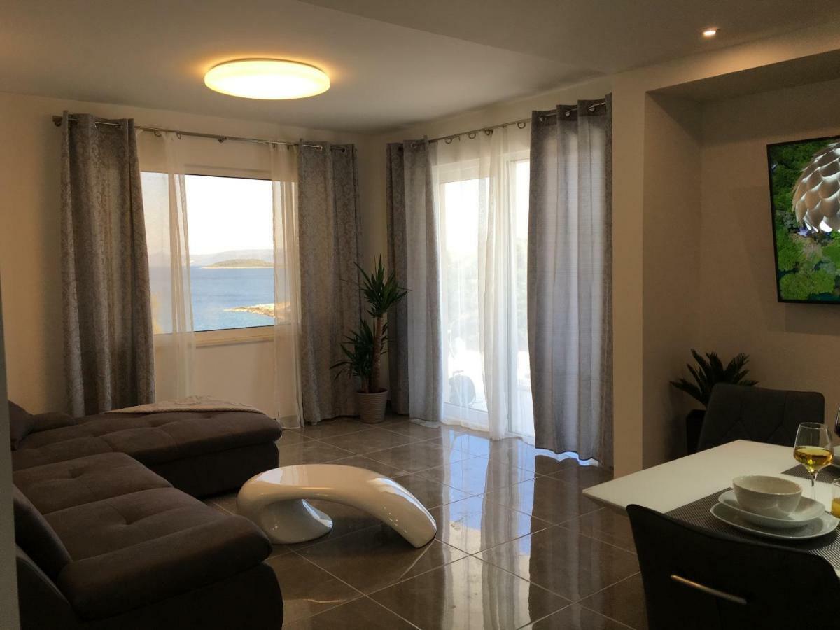 Holiday Hvar Vrbanj Kültér fotó