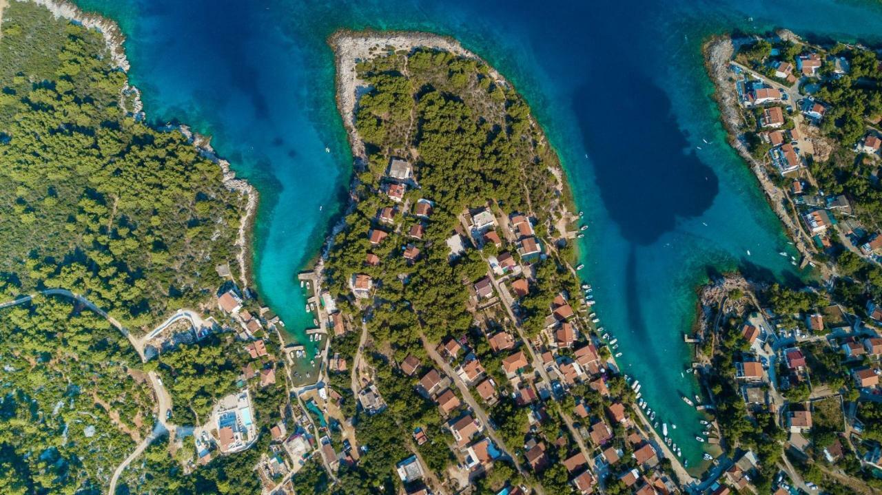 Holiday Hvar Vrbanj Kültér fotó